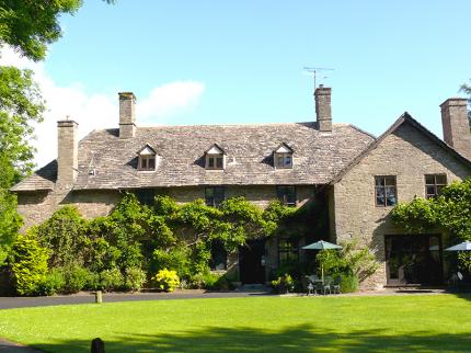 Allt Yr Ynys Exterior